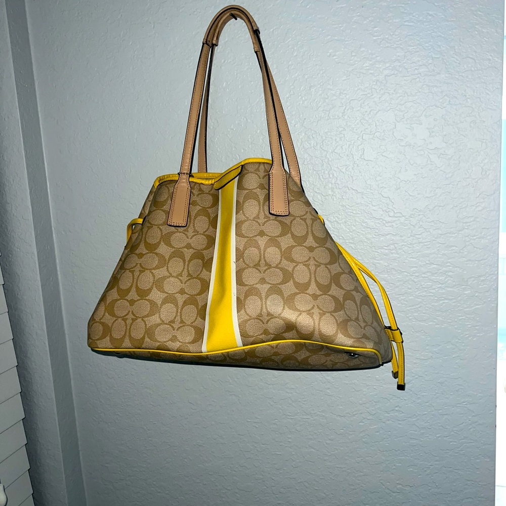 Coach large shoulder bag